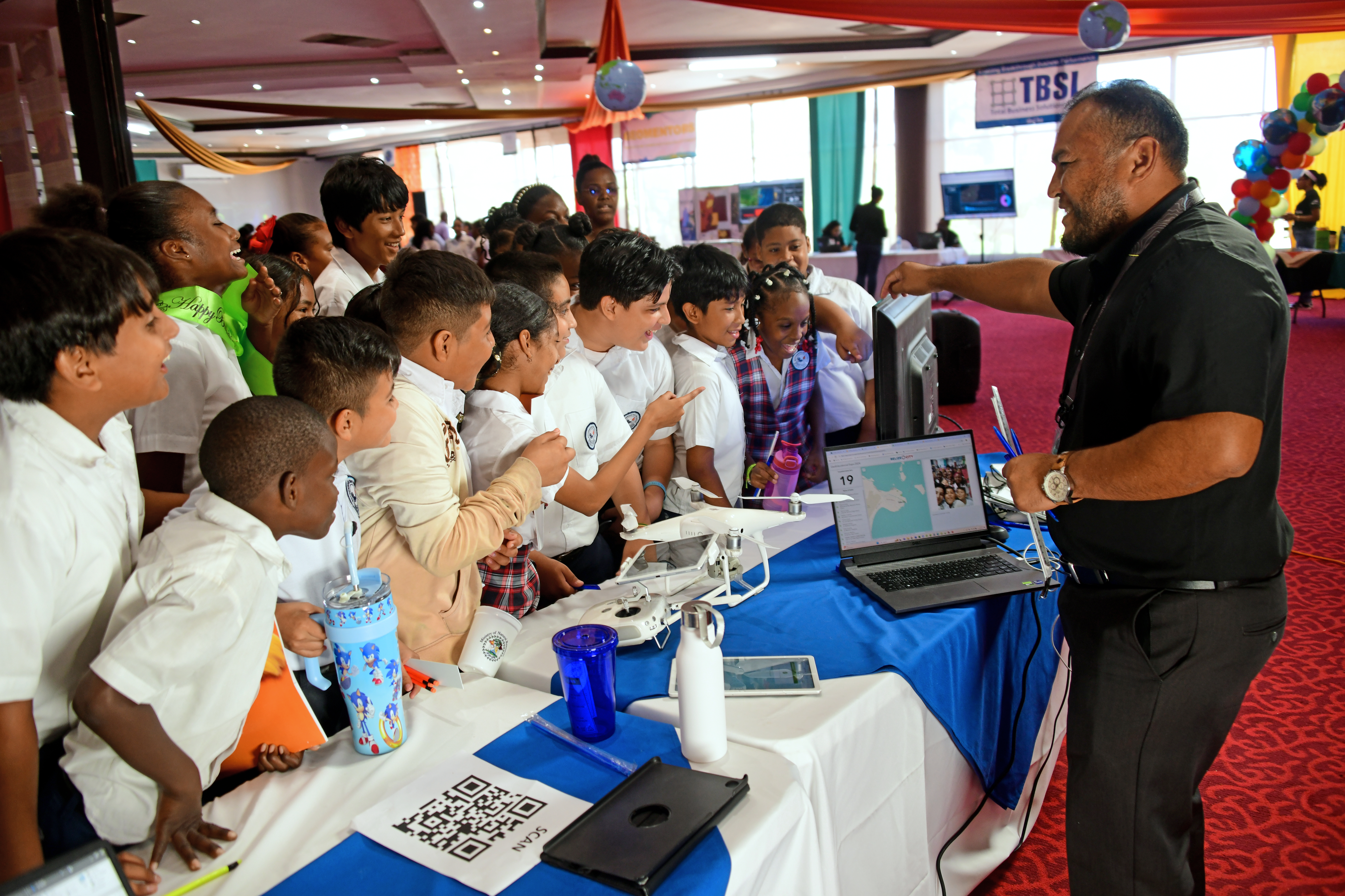 Interactive story map preview